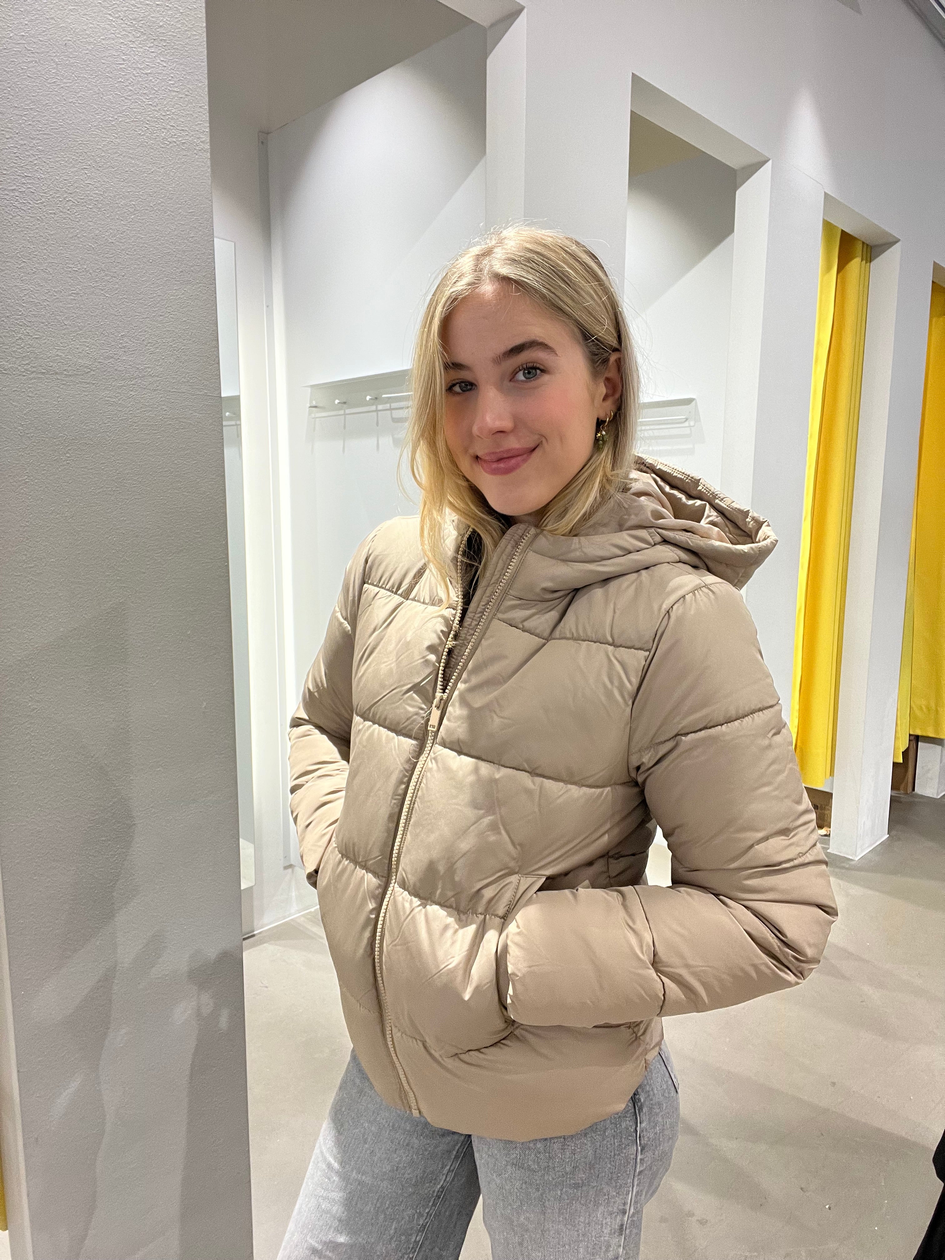 PCBEE Puffer - Silver Mink